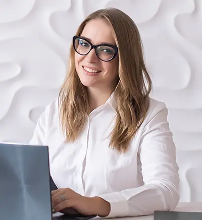 Back office munkatárs